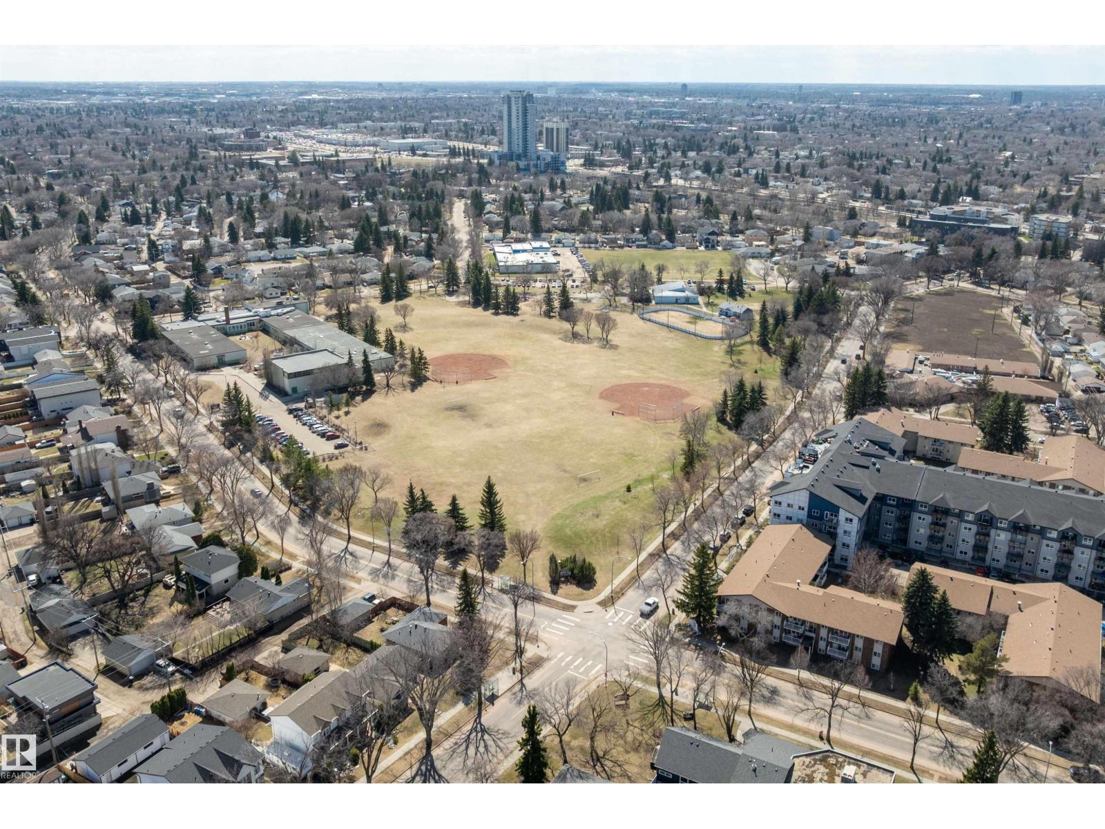 9448 76 St Nw, Edmonton, Alberta  T6C 2K6 - Photo 70 - E4485283