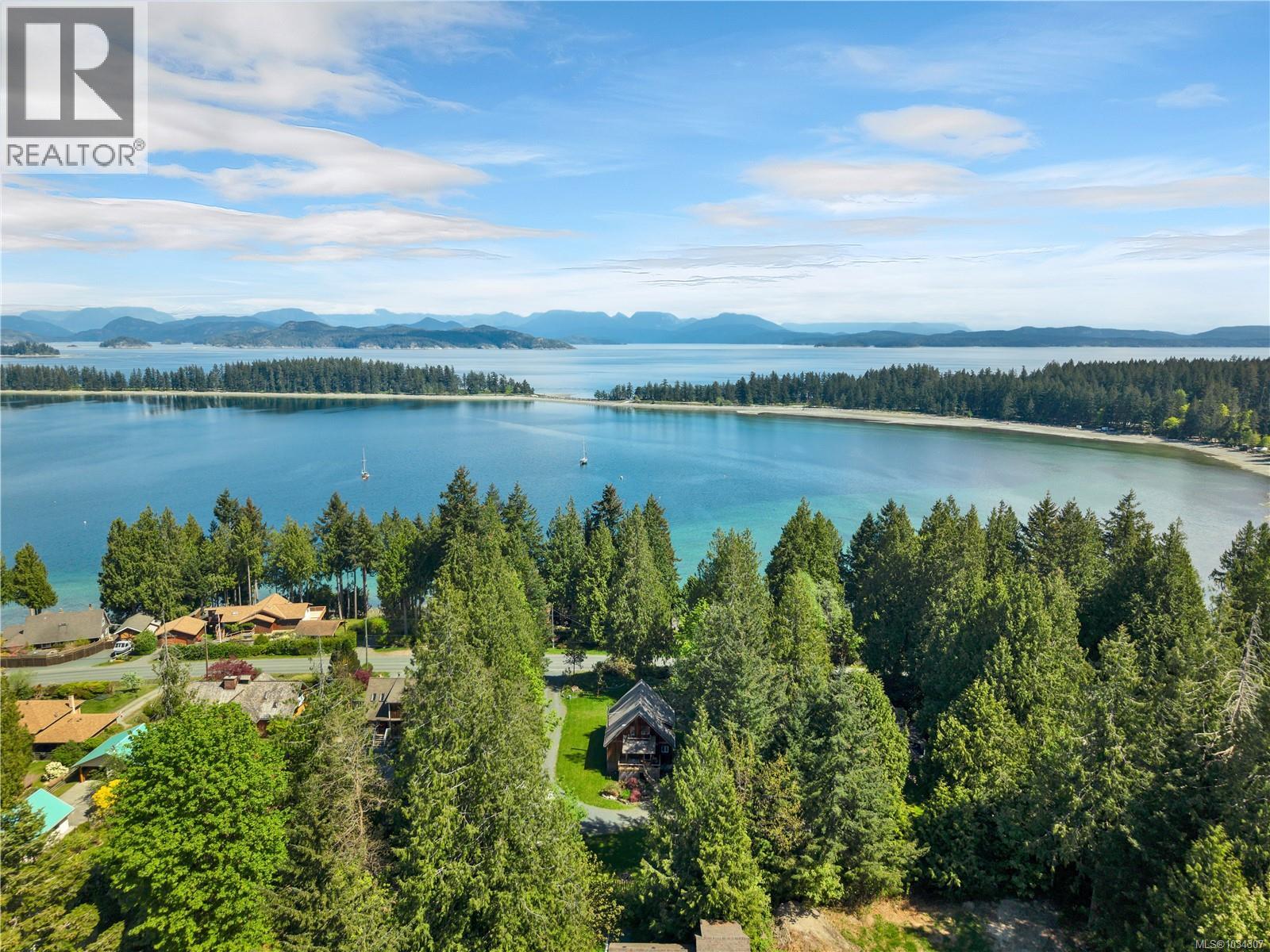 1387 Heriot Bay Rd, Quadra Island, British Columbia  V0P 1H0 - Photo 4 - 1034307