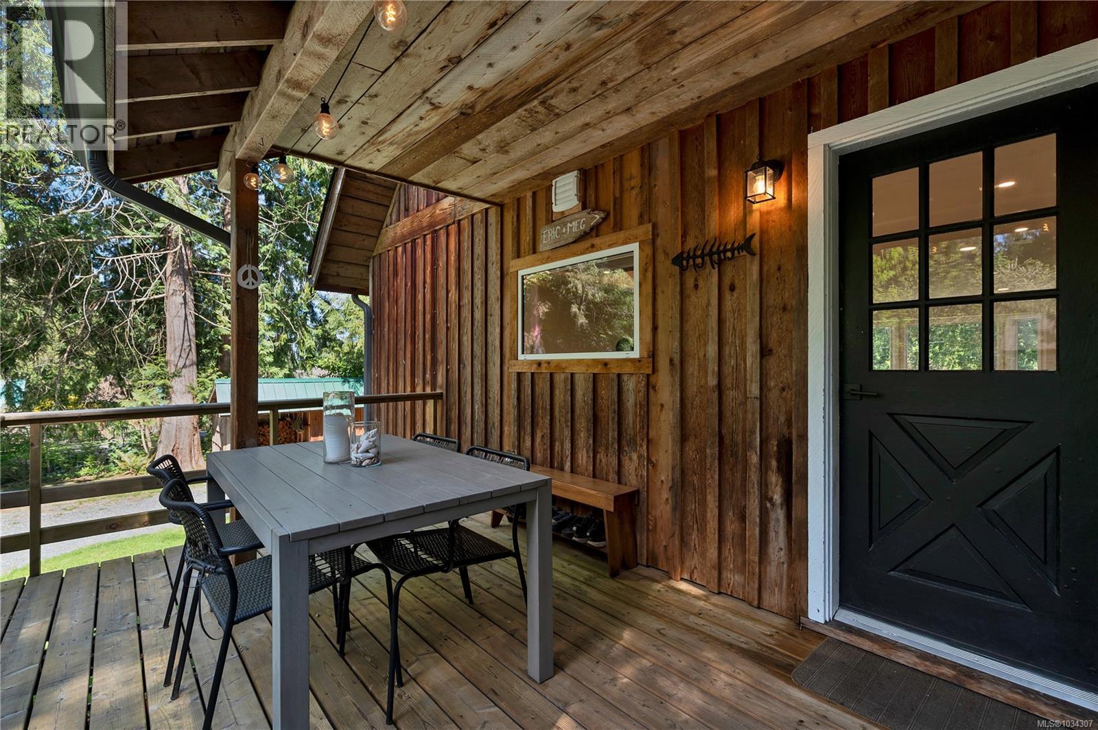 1387 Heriot Bay Rd, Quadra Island, British Columbia  V0P 1H0 - Photo 9 - 1034307