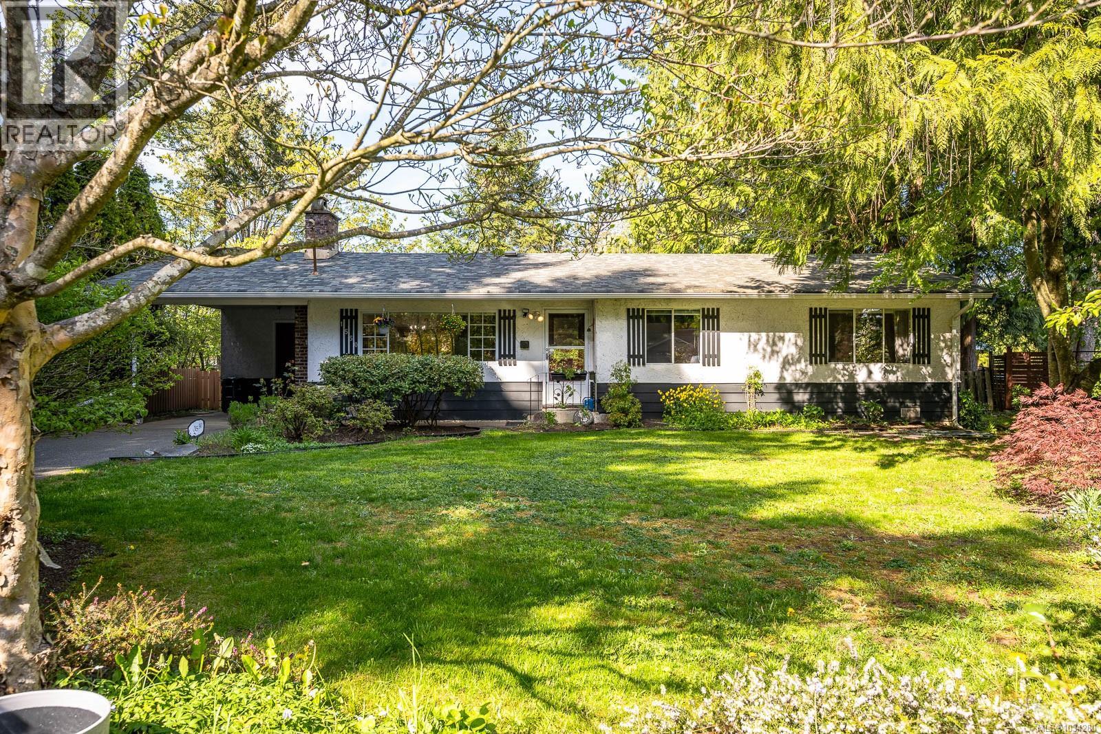 1550 Schjelderup Pl, Courtenay, British Columbia  V9N 3J2 - Photo 26 - 1034280
