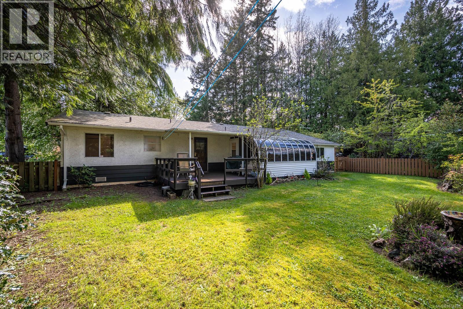 1550 Schjelderup Pl, Courtenay, British Columbia  V9N 3J2 - Photo 37 - 1034280