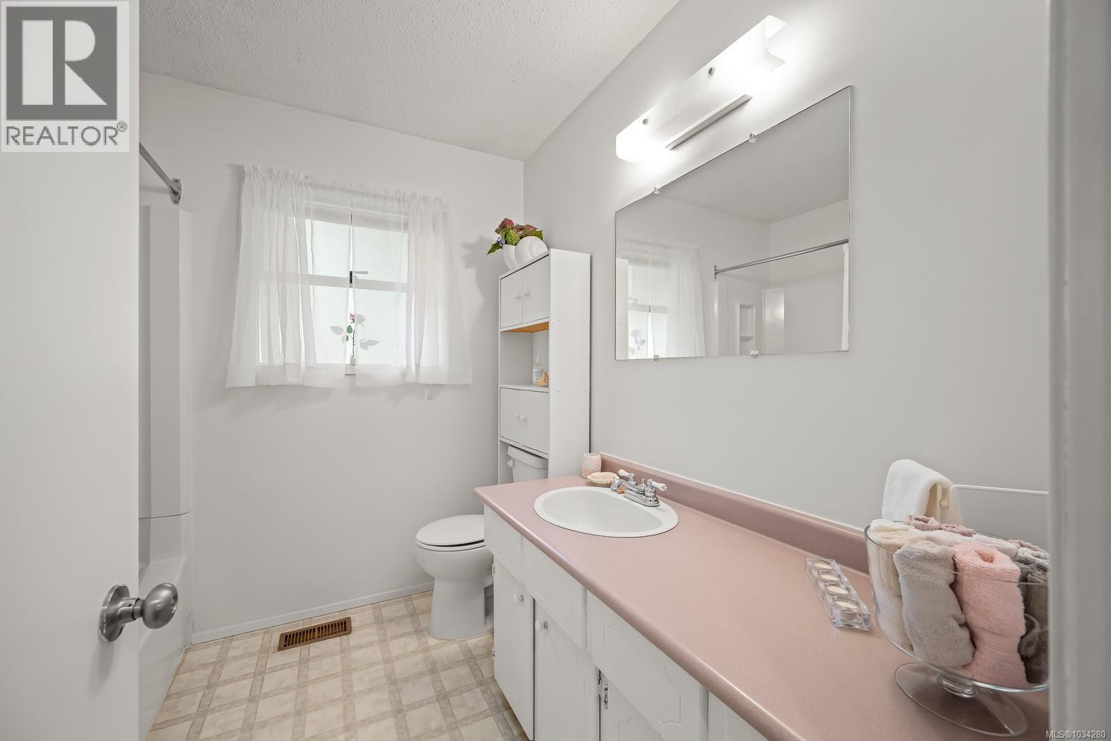 1550 Schjelderup Pl, Courtenay, British Columbia  V9N 3J2 - Photo 45 - 1034280