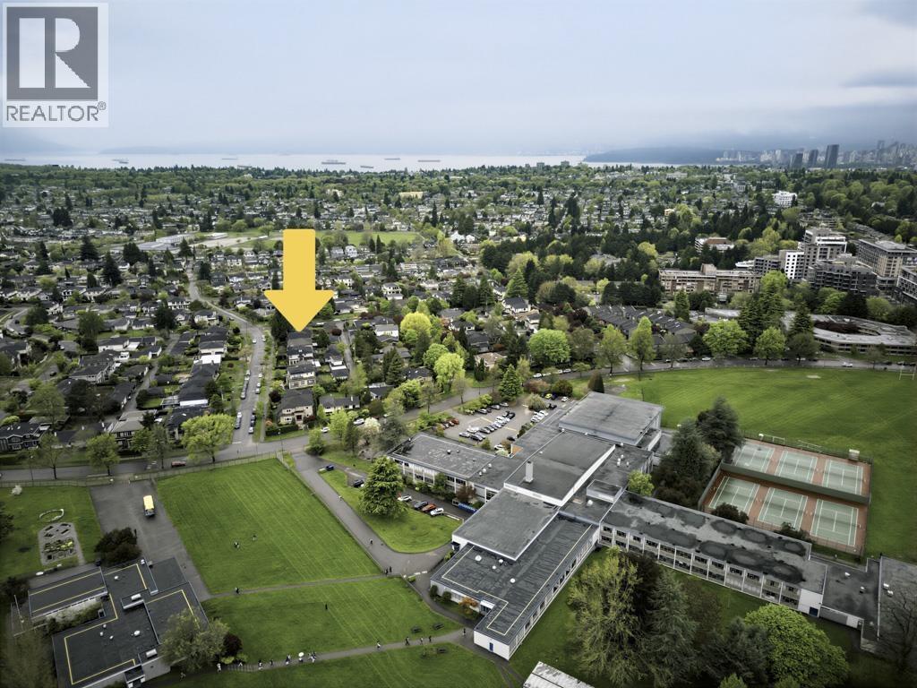 4418 Brakenridge Street, Vancouver, British Columbia  V6L 2H2 - Photo 5 - R3118244