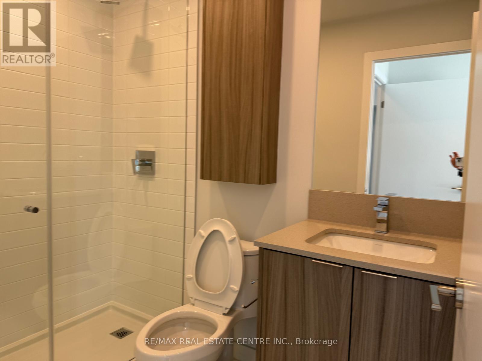1007 - 430 Square One Drive, Mississauga, Ontario  L5B 0L6 - Photo 19 - W13071504