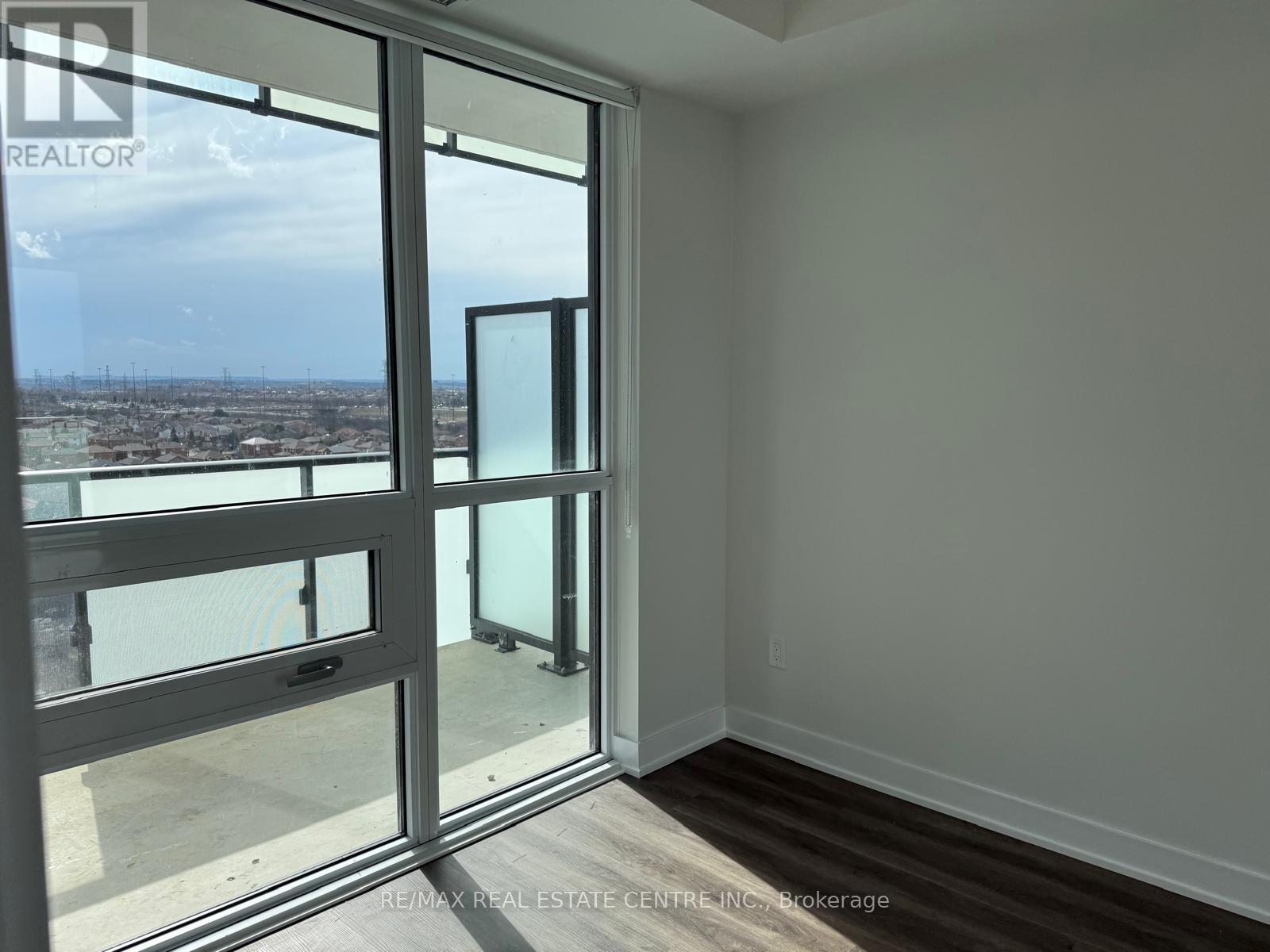 1007 - 430 Square One Drive, Mississauga, Ontario  L5B 0L6 - Photo 26 - W13071504
