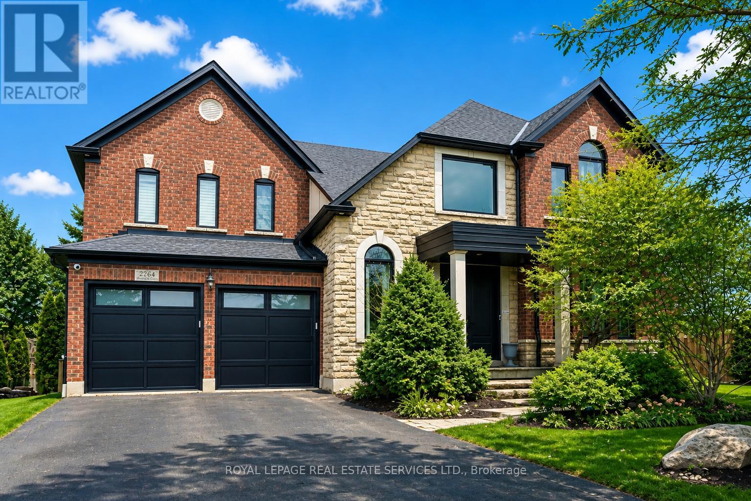 2264 Woodbriar Court, Oakville, Ontario  L6M 4Z4 - Photo 1 - W13071506