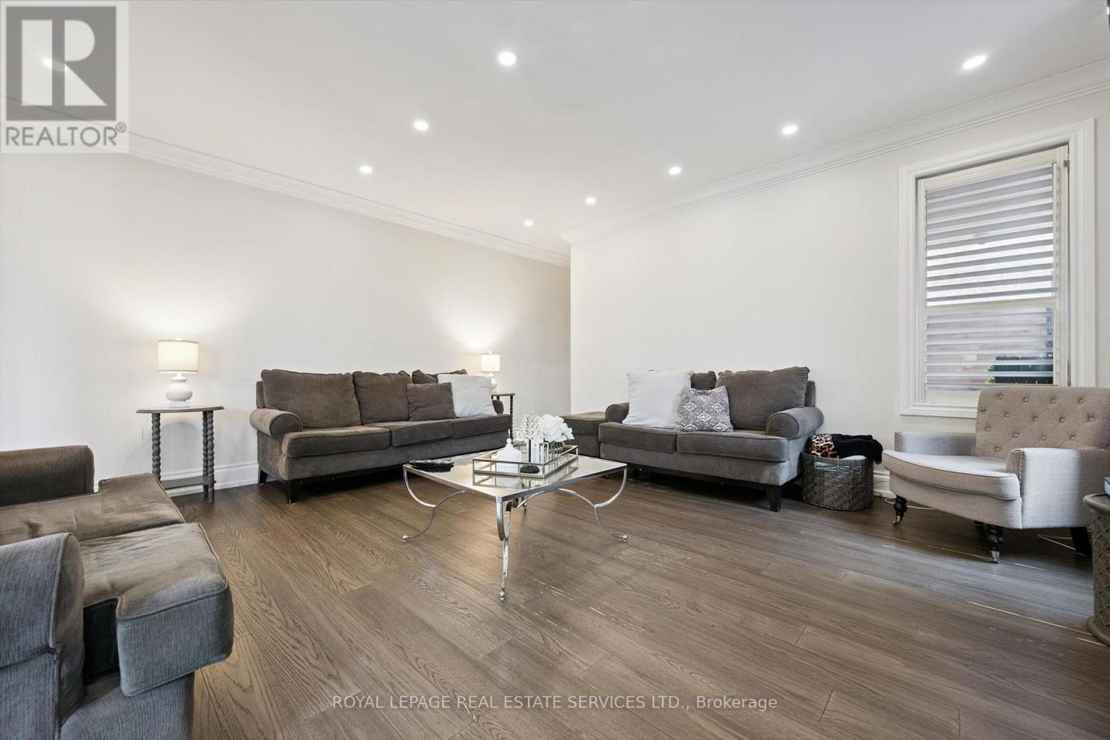 2264 Woodbriar Court, Oakville, Ontario  L6M 4Z4 - Photo 11 - W13071506