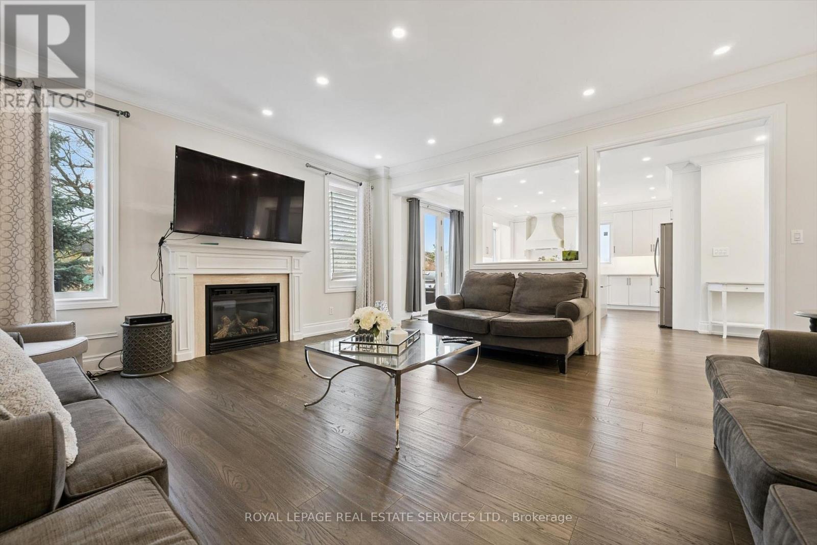 2264 Woodbriar Court, Oakville, Ontario  L6M 4Z4 - Photo 12 - W13071506