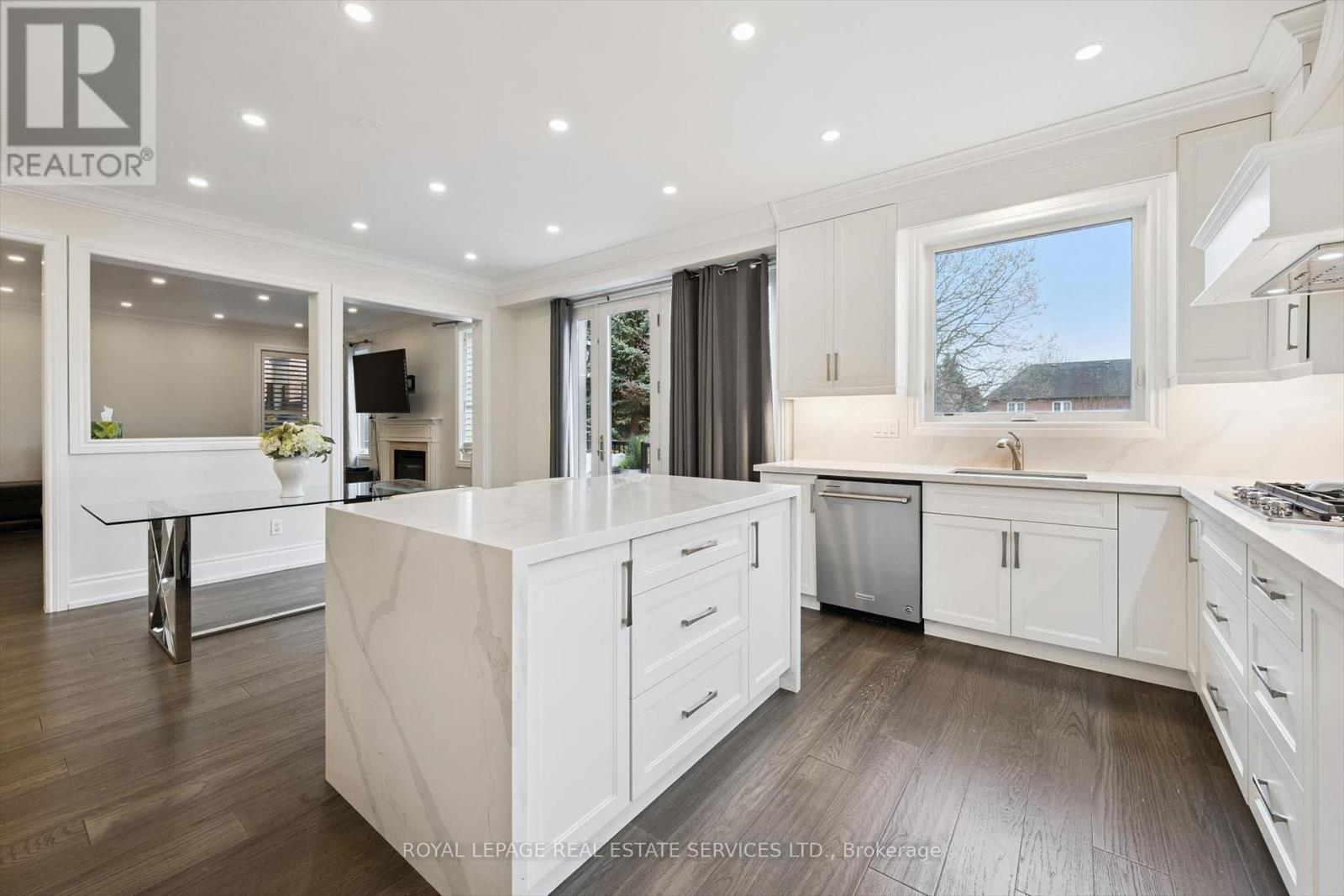 2264 Woodbriar Court, Oakville, Ontario  L6M 4Z4 - Photo 18 - W13071506