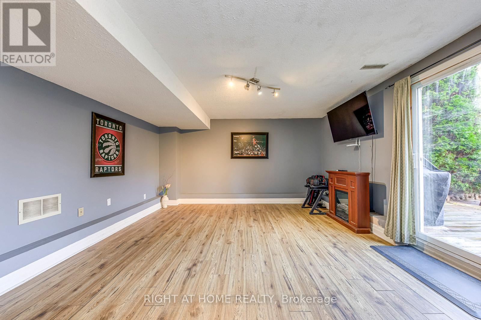 1558 Litchfield Road, Oakville, Ontario  L6H 5P3 - Photo 33 - W13071544