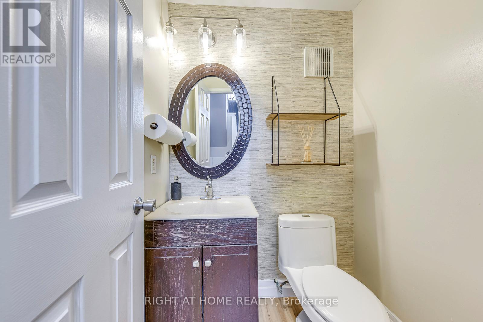 1558 Litchfield Road, Oakville, Ontario  L6H 5P3 - Photo 36 - W13071544