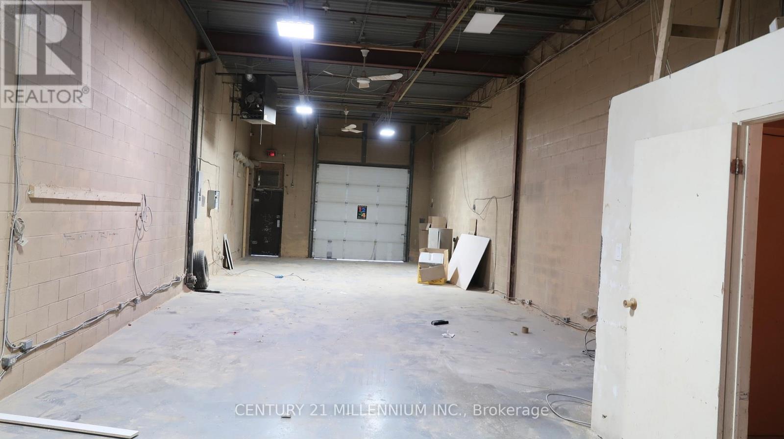 1099 Britannia Road E, Mississauga, Ontario  L4W 3X1 - Photo 3 - W13071552