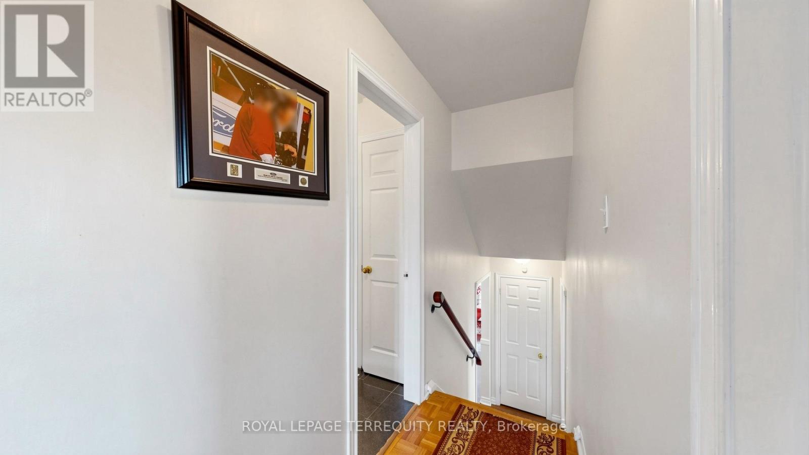 2526 Kingsberry Crescent, Mississauga, Ontario  L5B 2K5 - Photo 13 - W13071618