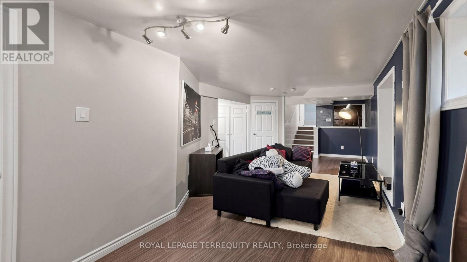 2526 Kingsberry Crescent, Mississauga, Ontario  L5B 2K5 - Photo 32 - W13071618