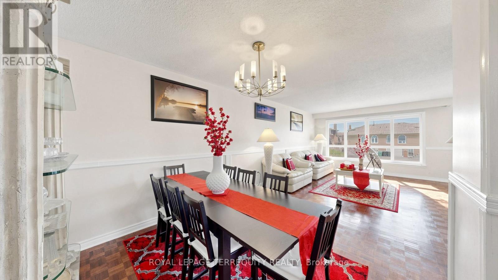 2526 Kingsberry Crescent, Mississauga, Ontario  L5B 2K5 - Photo 6 - W13071618