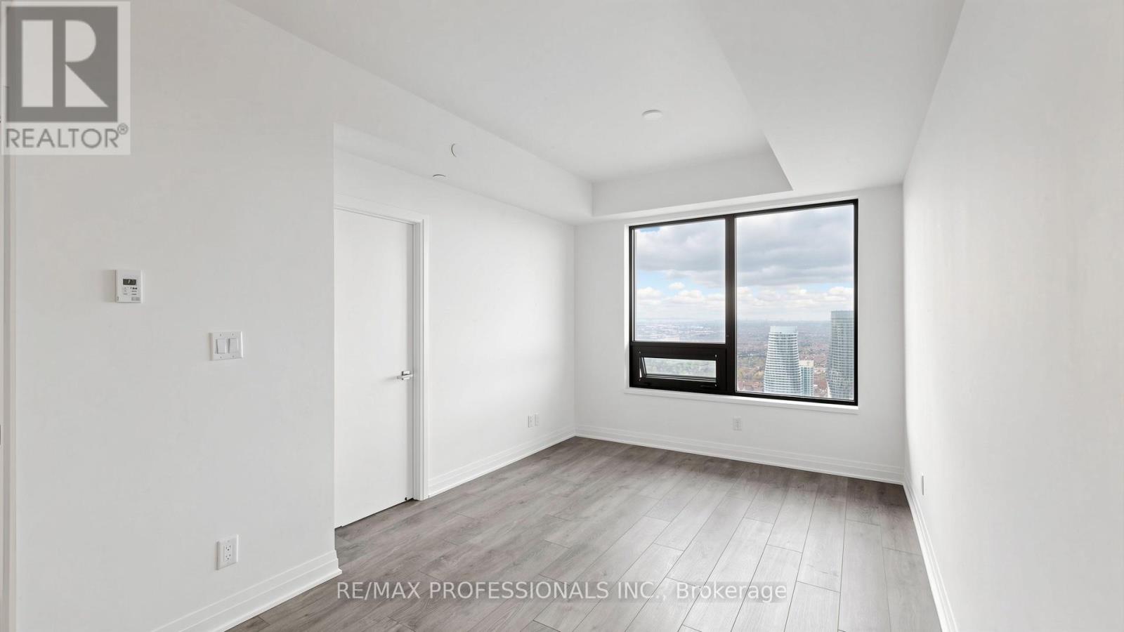 5311 - 4015 The Exchange, Mississauga, Ontario  L5B 0N9 - Photo 11 - W13071682