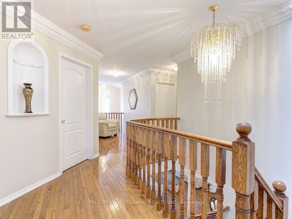 61 Woodvalley Drive, Brampton, Ontario  L7A 1Z3 - Photo 25 - W13071684
