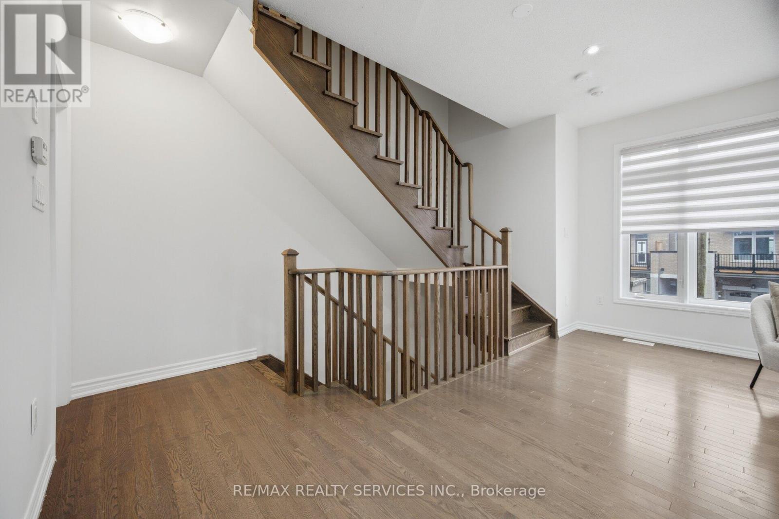 68 Donald Ficht Crescent, Brampton, Ontario  L7A 5H7 - Photo 10 - W13071738