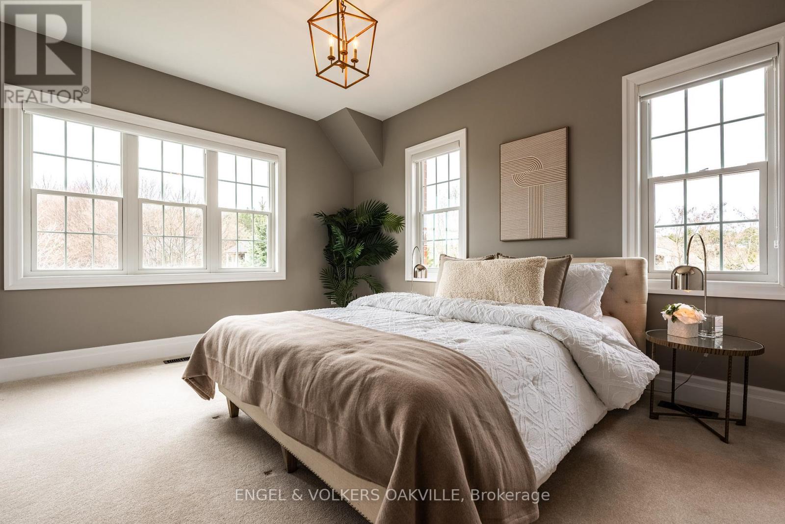 33 Barraclough Boulevard, Halton Hills, Ontario  L7G 0E8 - Photo 39 - W13071770