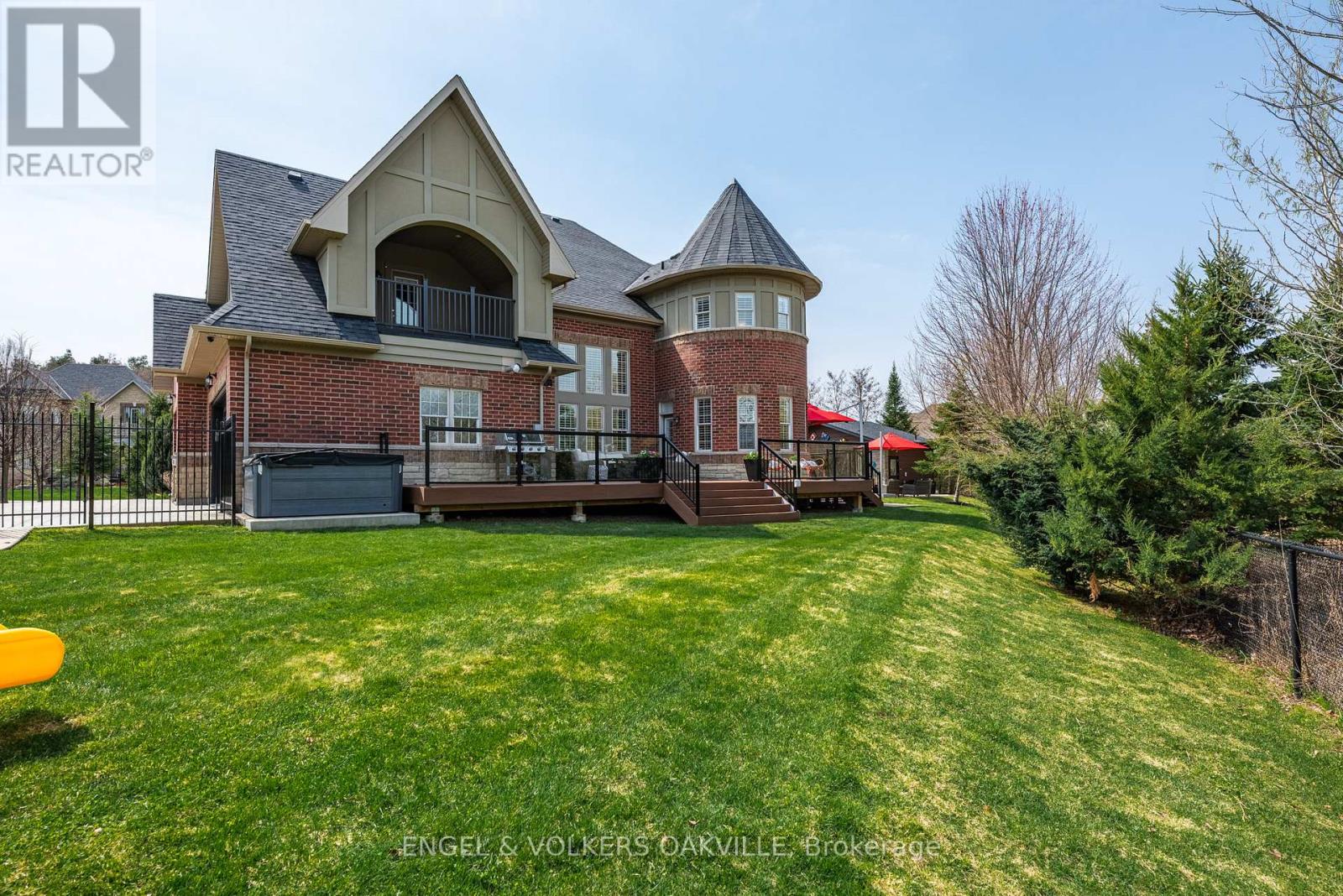 33 Barraclough Boulevard, Halton Hills, Ontario  L7G 0E8 - Photo 45 - W13071770