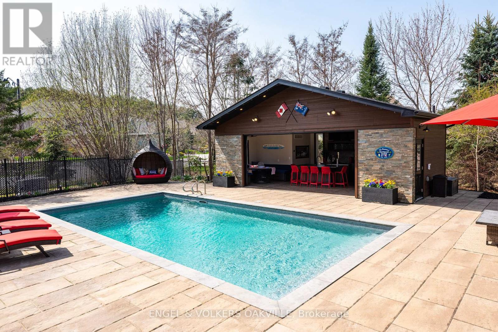 33 Barraclough Boulevard, Halton Hills, Ontario  L7G 0E8 - Photo 50 - W13071770