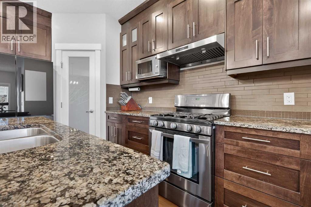 7104 36 Avenue Nw, Calgary, Alberta  T3B 1T8 - Photo 7 - A2292184