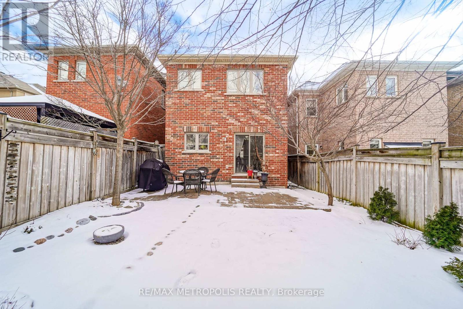 58 Lady Loretta Lane, Vaughan, Ontario  L6A 4E9 - Photo 33 - N12899604