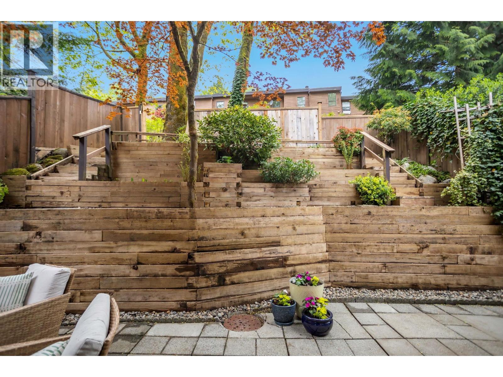429 Cambridge Way, Port Moody, British Columbia  V3H 3V1 - Photo 37 - R3117313