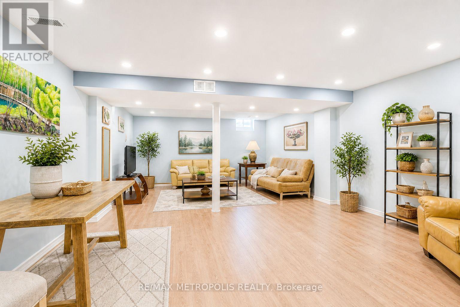 58 Lady Loretta Lane, Vaughan, Ontario  L6A 4E9 - Photo 29 - N12899604