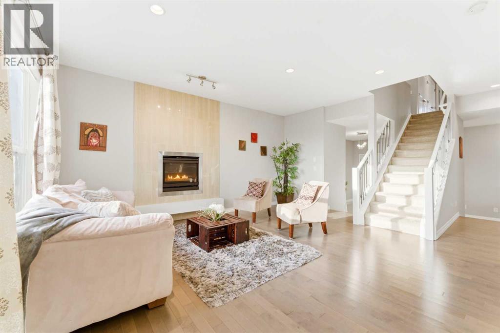 71 Evansfield Rise NW, Calgary, Alberta  T3P 0L9 - Photo 5 - A2306905