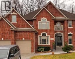 389 BEL AIR CIRCLE, Lakeshore, Ontario