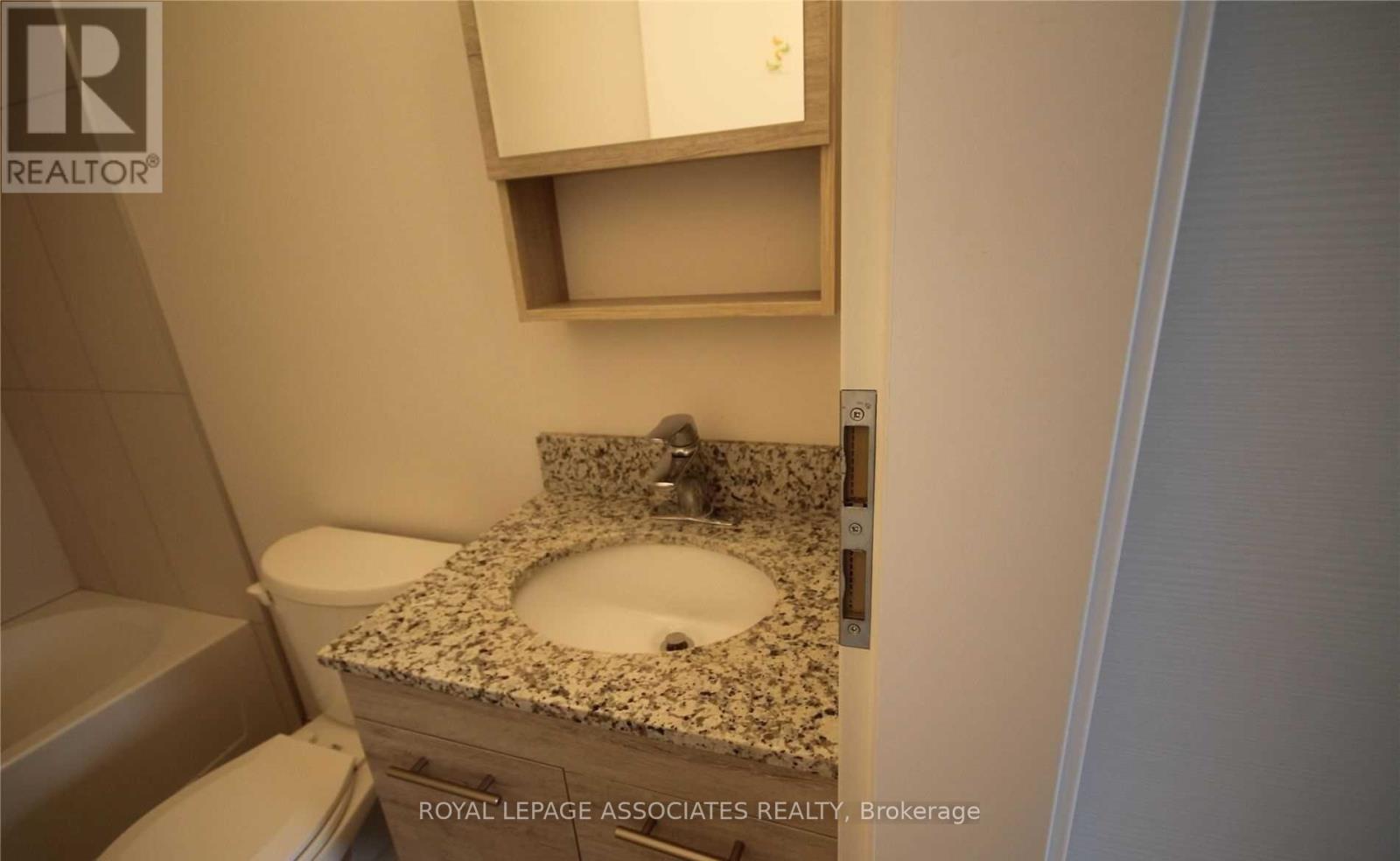 614 - 251 Hemlock Street, Waterloo, Ontario  N2L 3R4 - Photo 4 - X13071536