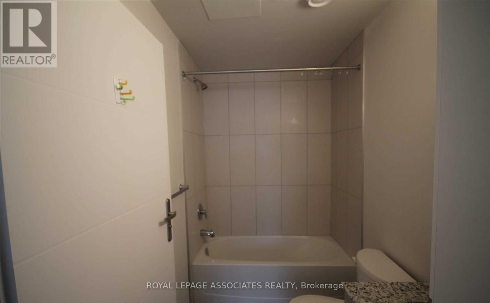 614 - 251 Hemlock Street, Waterloo, Ontario  N2L 3R4 - Photo 5 - X13071536