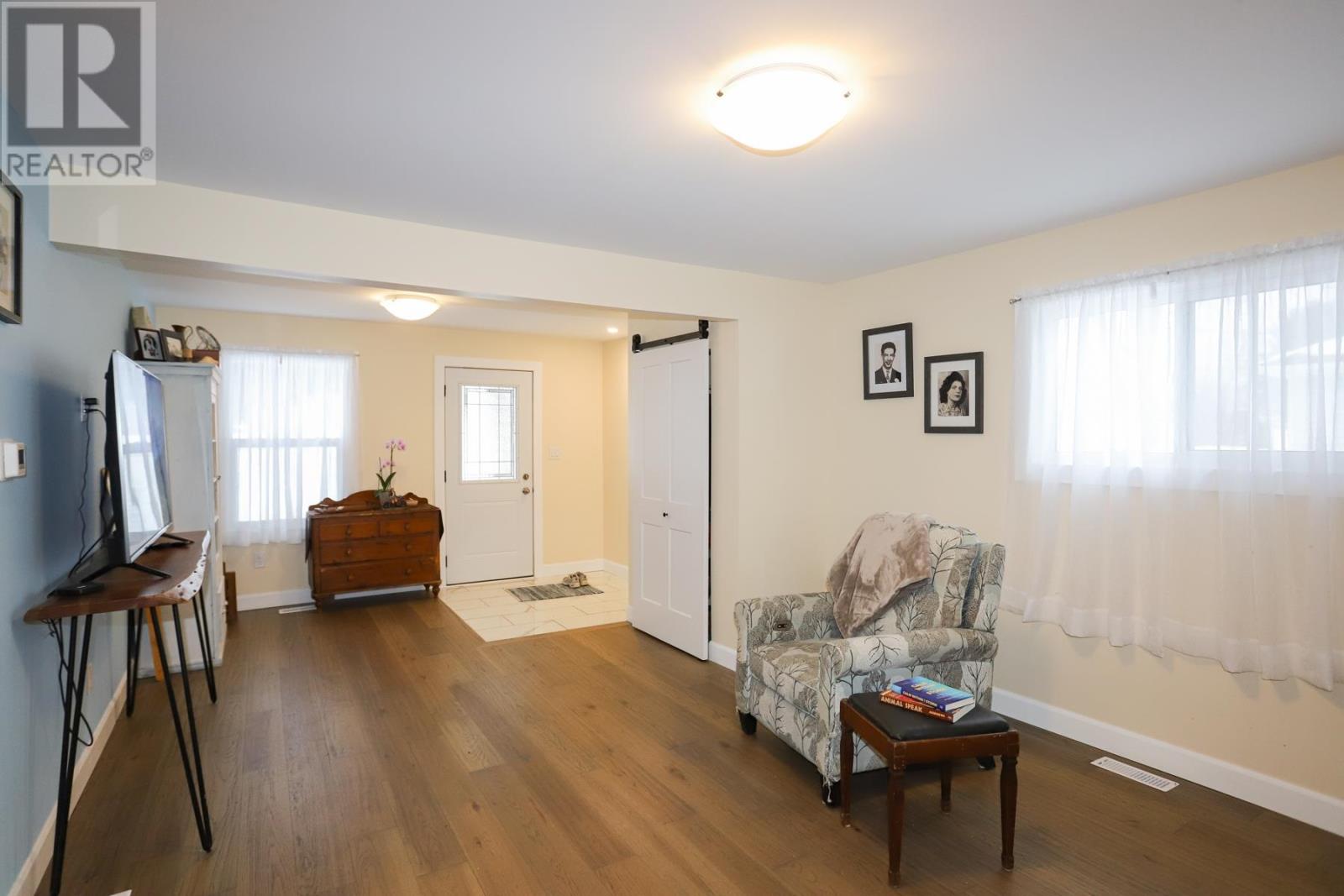 85 Glenwood Ave, Sault Ste. Marie, Ontario  P6A 4T8 - Photo 7 - SM260578