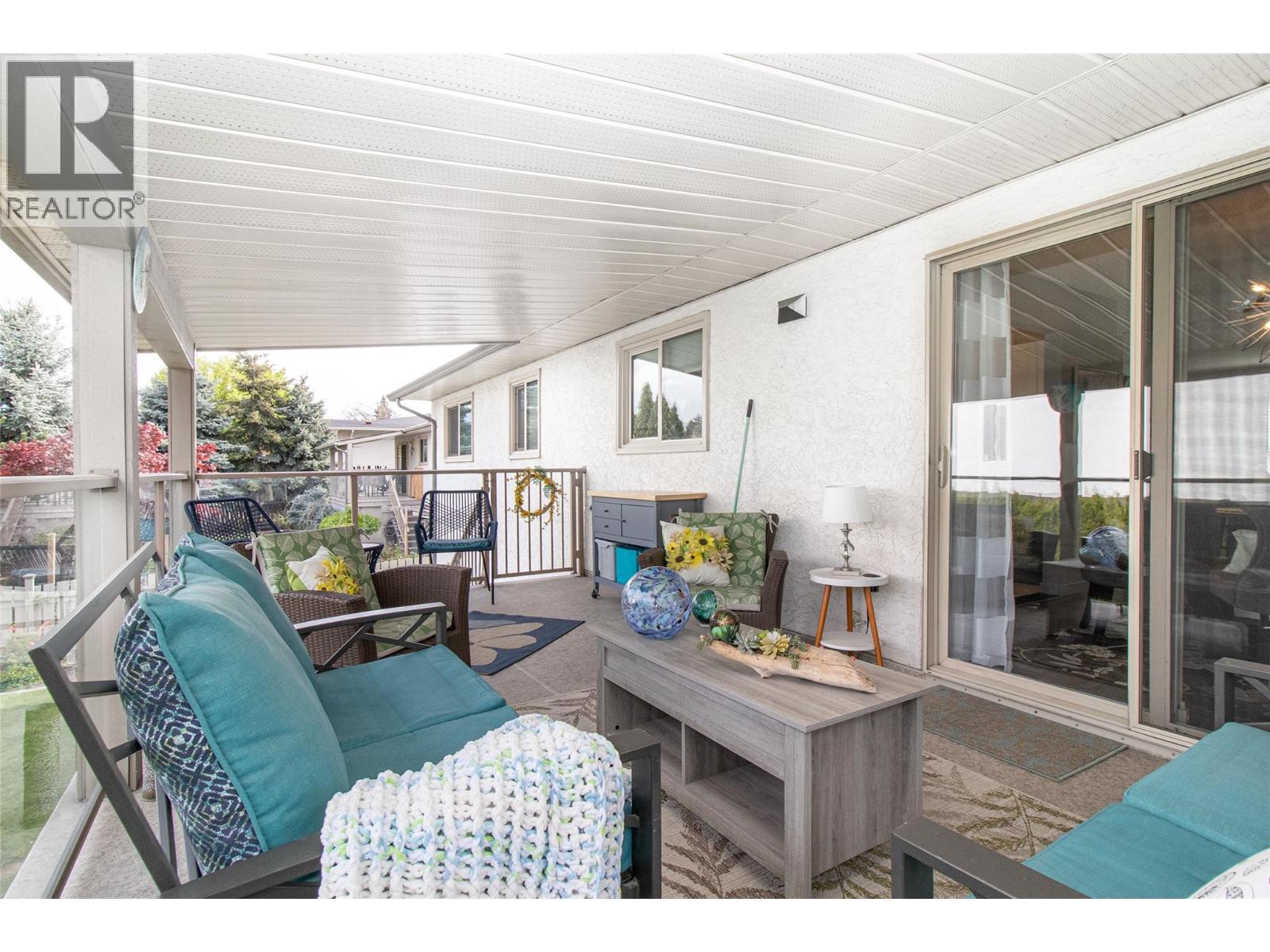 2111 Wilkinson Street, Kelowna, British Columbia  V1Y 4A1 - Photo 11 - 10385509