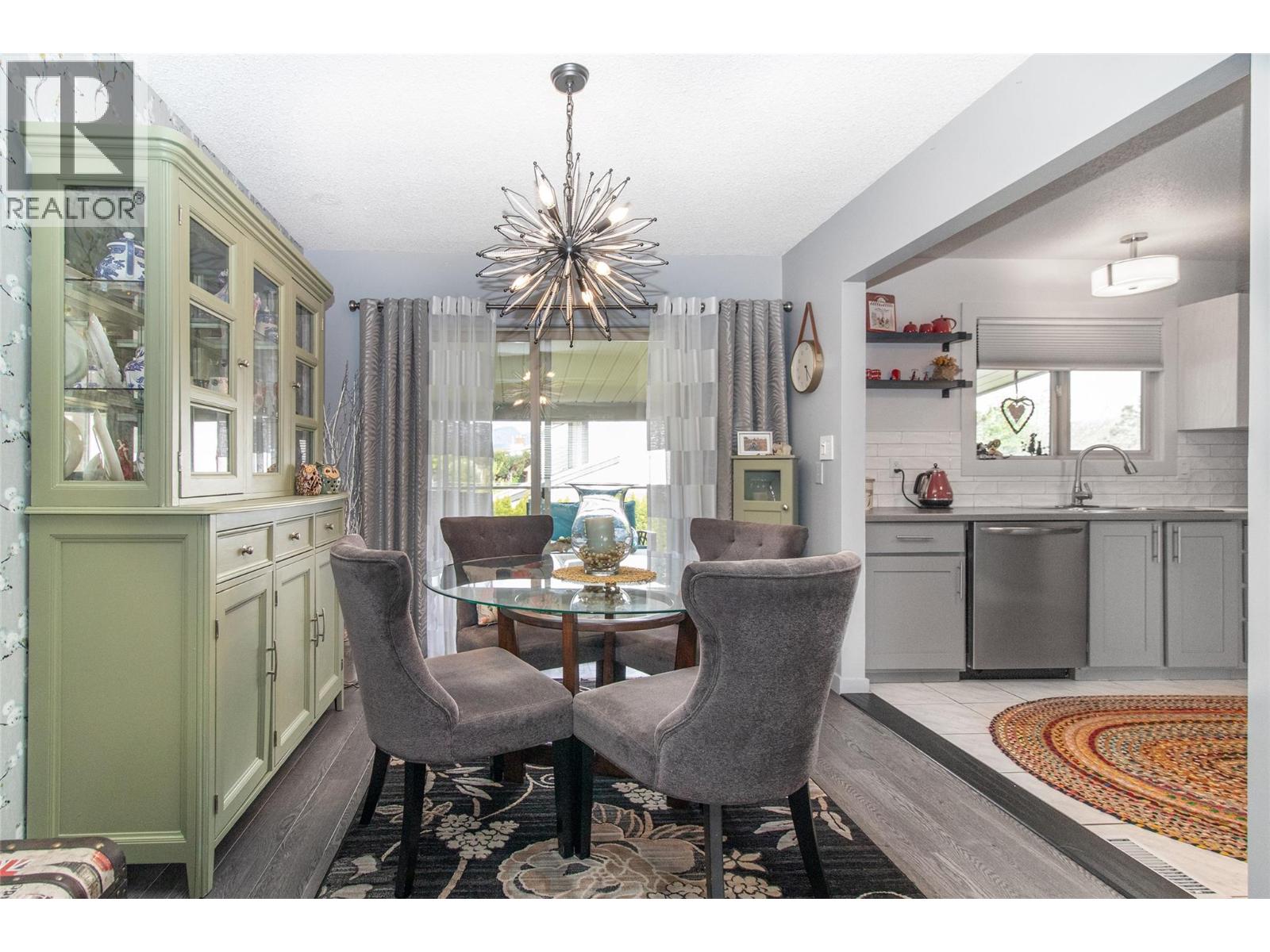 2111 Wilkinson Street, Kelowna, British Columbia  V1Y 4A1 - Photo 7 - 10385509