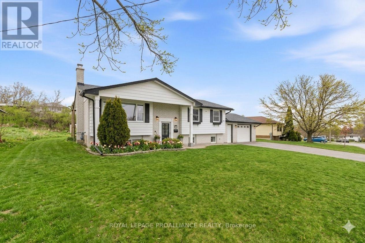 836 Stewart Drive, Peterborough, Ontario  K9J 7R4 - Photo 4 - X13071954