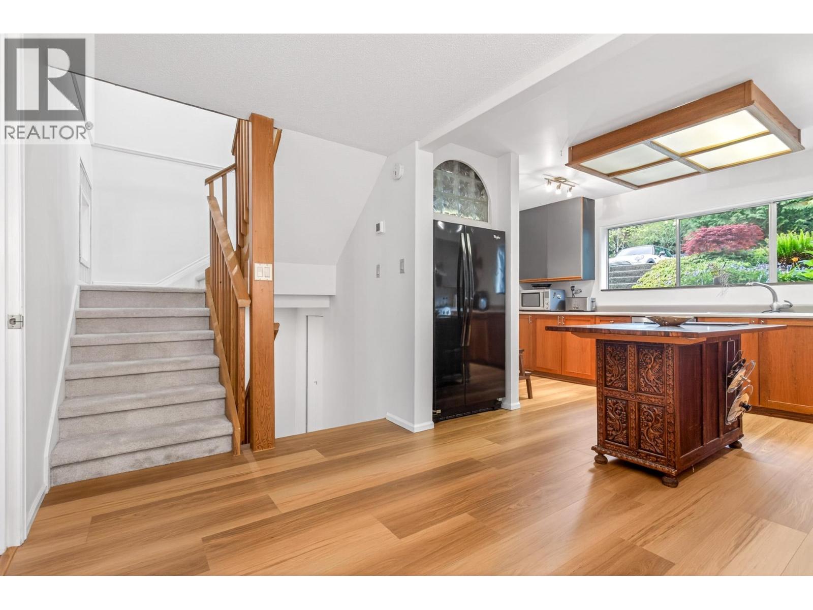 1174 Chateau Place, Port Moody, British Columbia  V3H 1N6 - Photo 5 - R3095318
