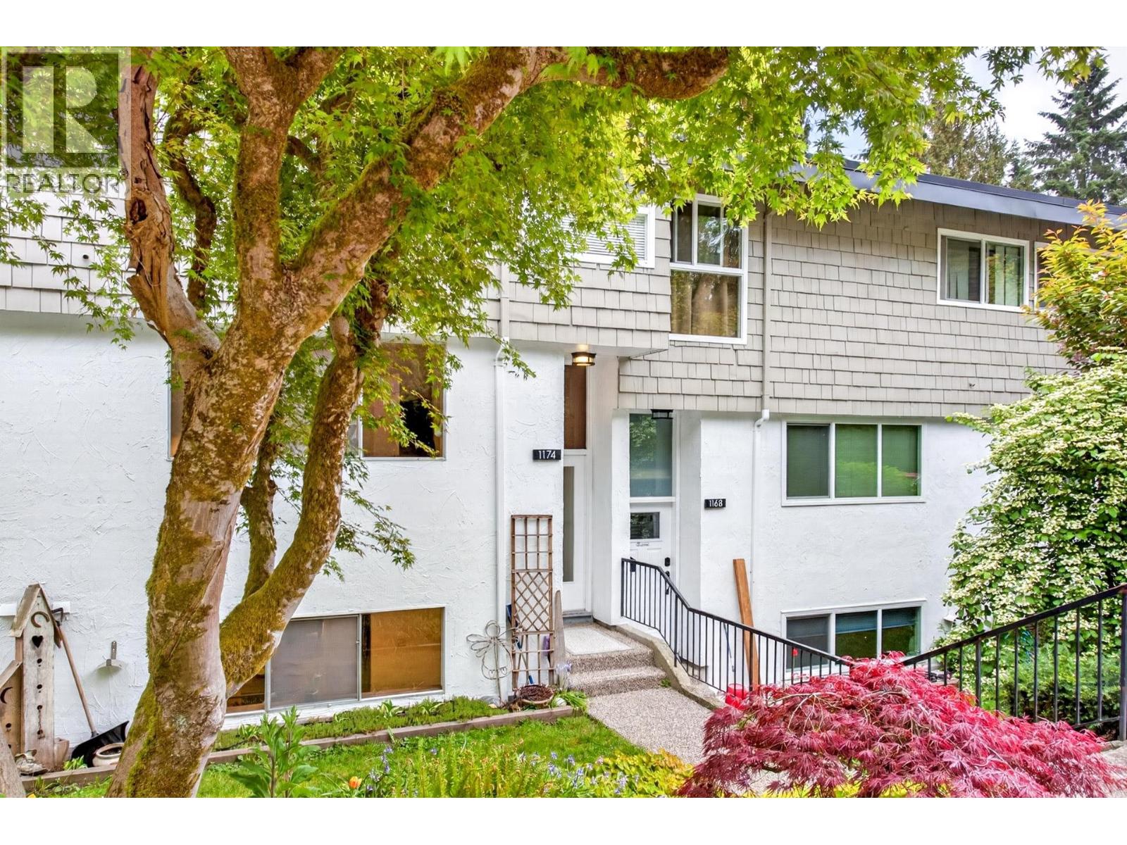 1174 Chateau Place, Port Moody, British Columbia  V3H 1N6 - Photo 3 - R3095318