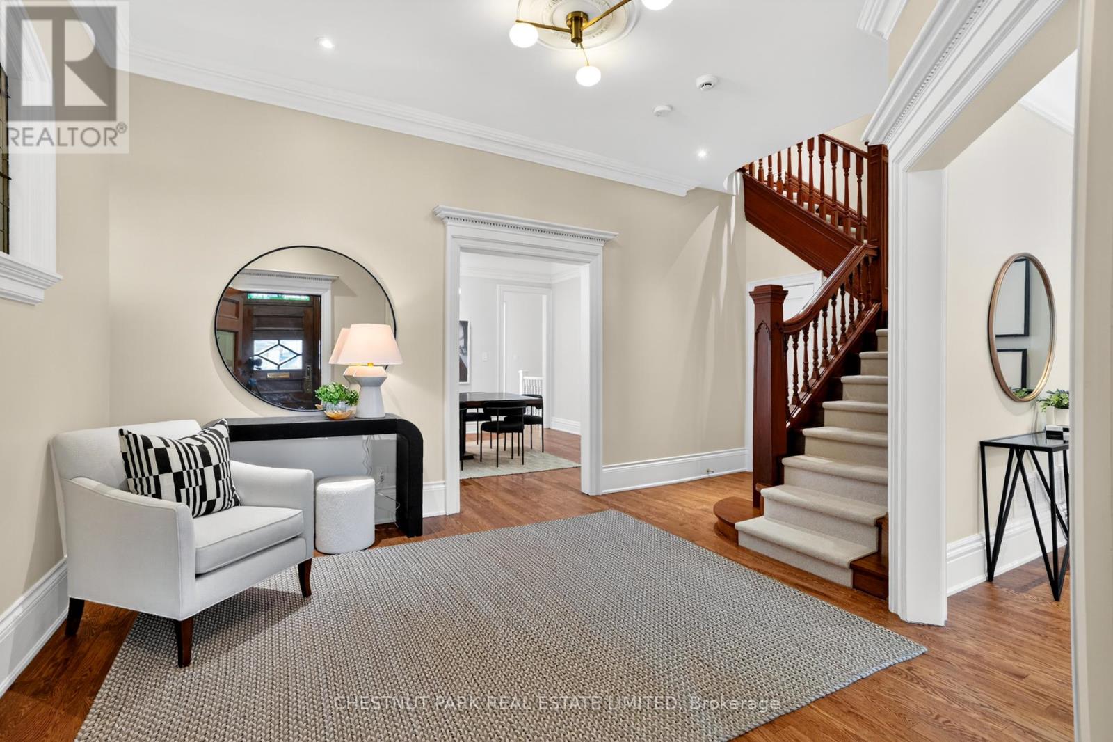 46 Admiral Road, Toronto, Ontario  M5R 2L5 - Photo 3 - C12739880