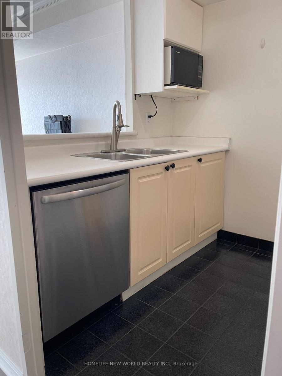 1207 - 18 Lee Centre Drive, Toronto, Ontario  M1H 3H5 - Photo 23 - E13070906