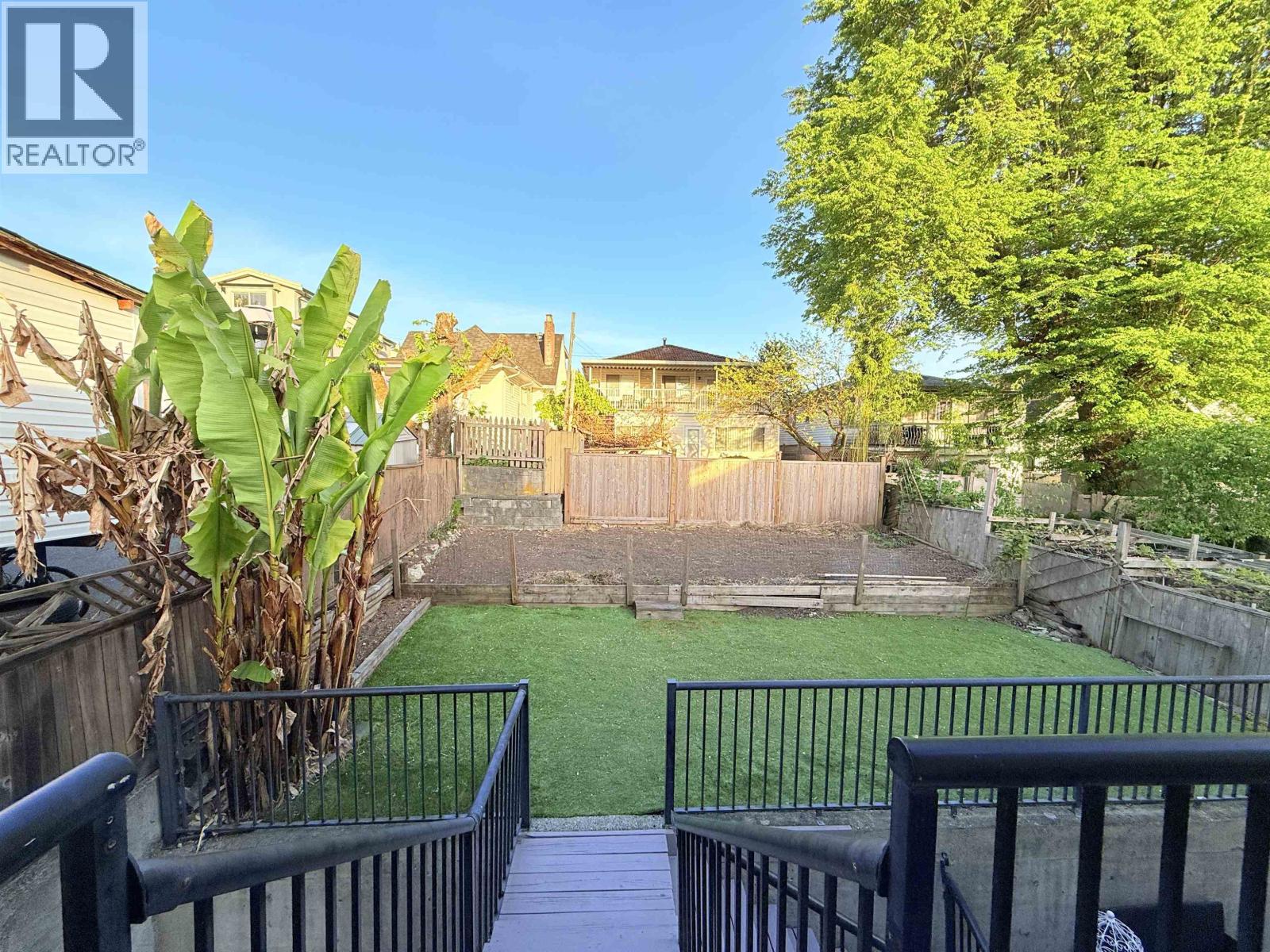 4778 Killarney Street, Vancouver, British Columbia  V5R 3V5 - Photo 2 - R3118329