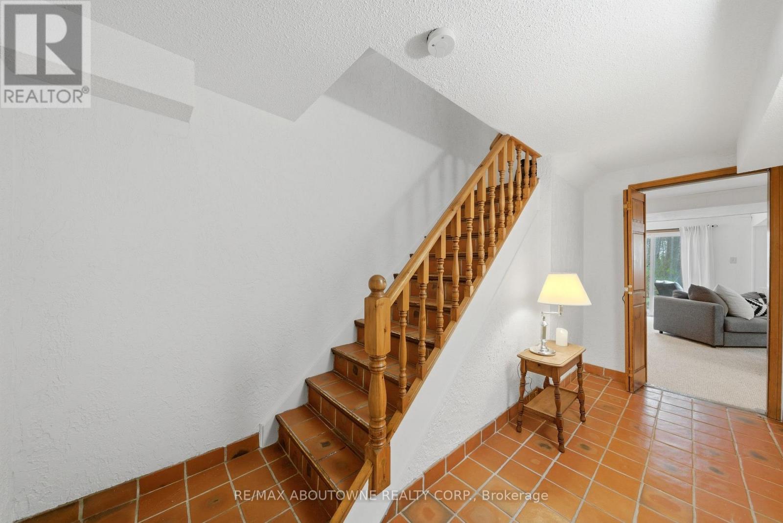 49 - 2301 Cavendish Drive, Burlington, Ontario  L7P 3M3 - Photo 29 - W13071436