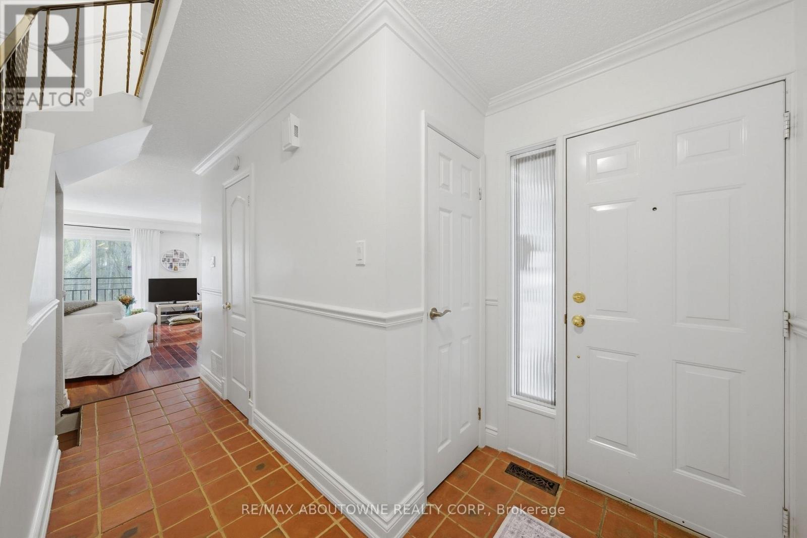 49 - 2301 Cavendish Drive, Burlington, Ontario  L7P 3M3 - Photo 6 - W13071436