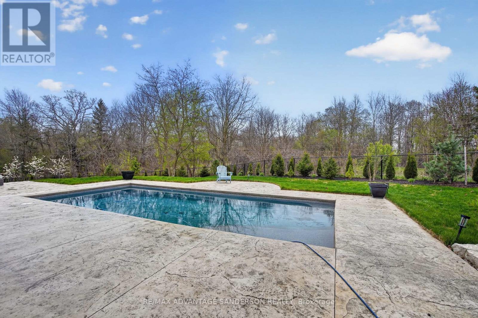 1625 Warbler Woods Walk, London South, Ontario  N6K 0H9 - Photo 16 - X13071850
