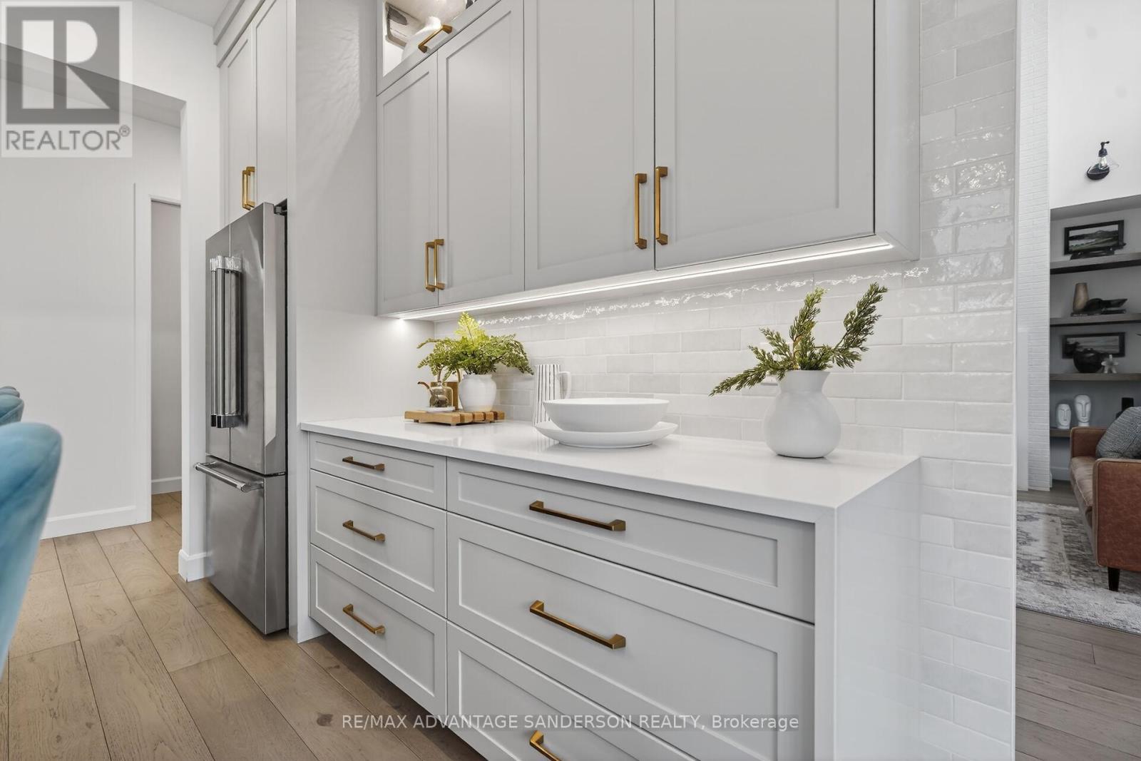 1625 Warbler Woods Walk, London South, Ontario  N6K 0H9 - Photo 24 - X13071850