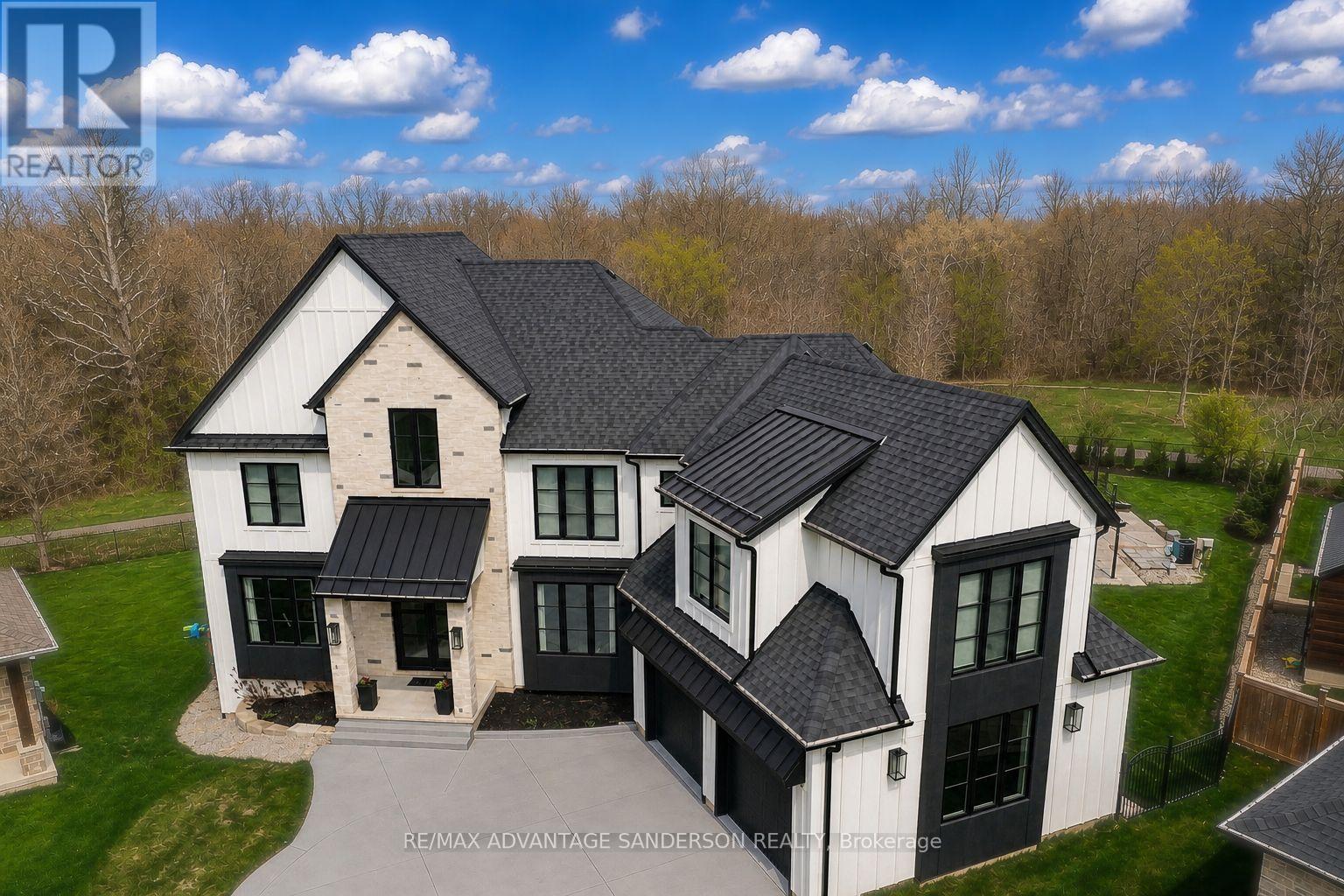 1625 Warbler Woods Walk, London South, Ontario  N6K 0H9 - Photo 3 - X13071850