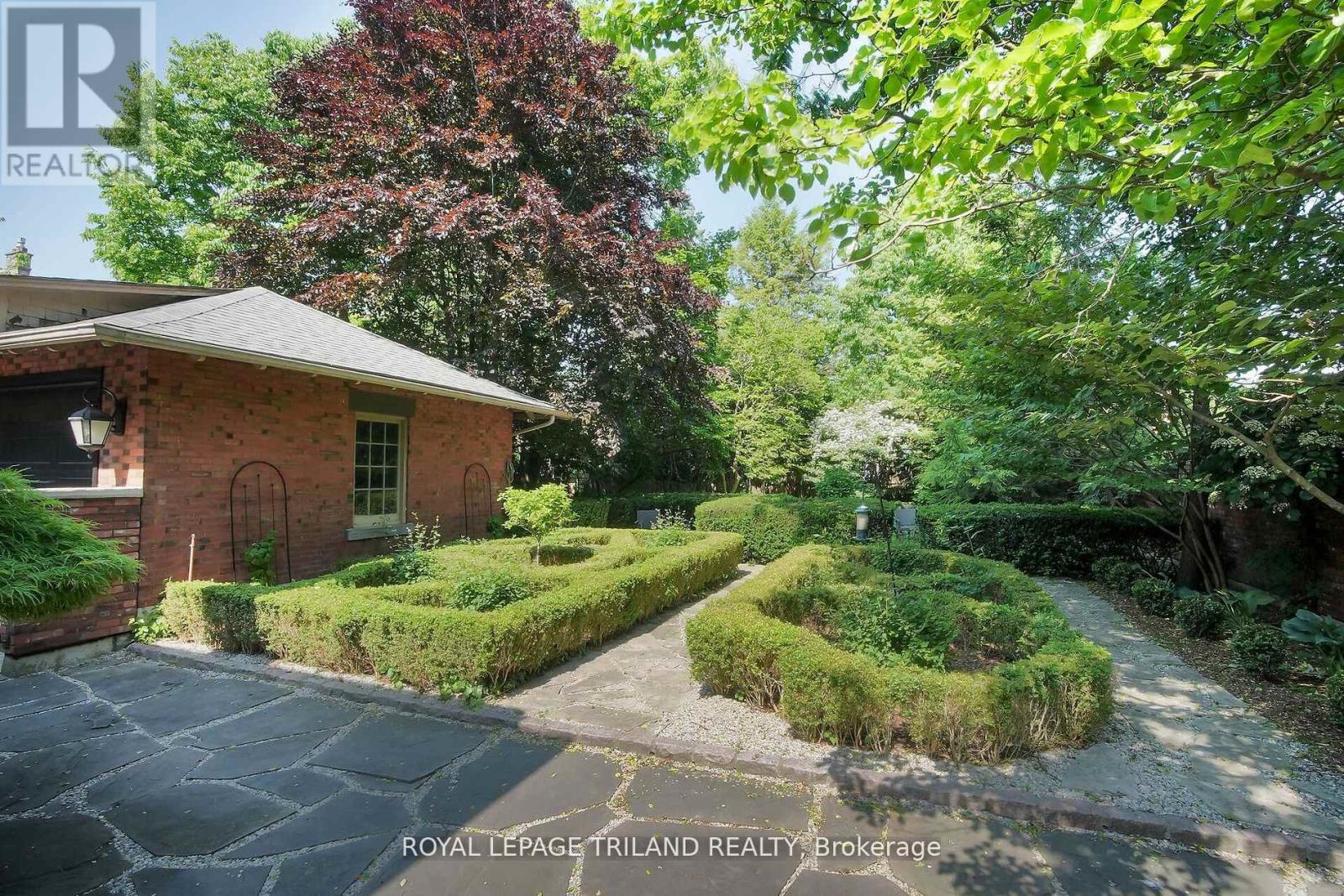 512 Colborne Street, London East, Ontario  N6B 2T5 - Photo 40 - X13071922