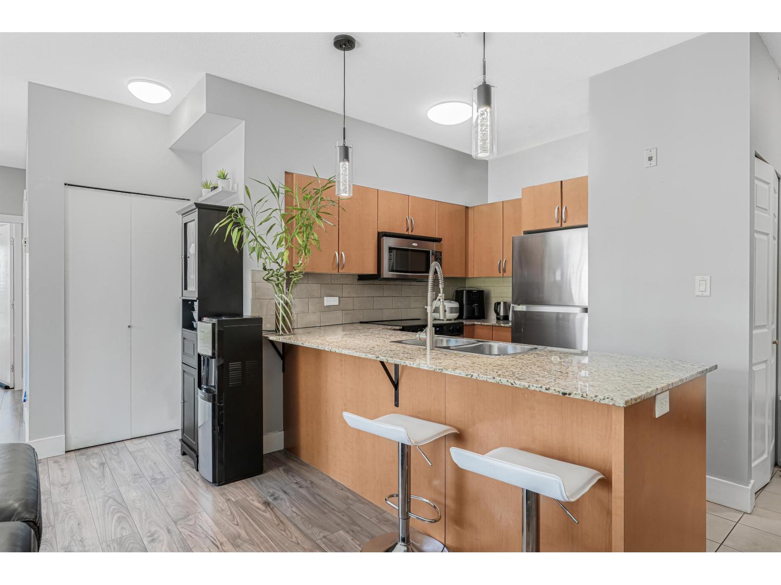 202 13733 107a Street, Surrey, British Columbia  V3T 0B7 - Photo 7 - R3118442