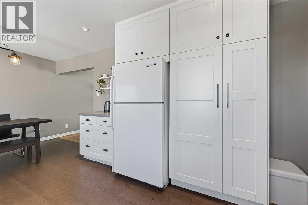 1424 109 Avenue SW, Calgary, Alberta  T2W 0C7 - Photo 14 - A2301663